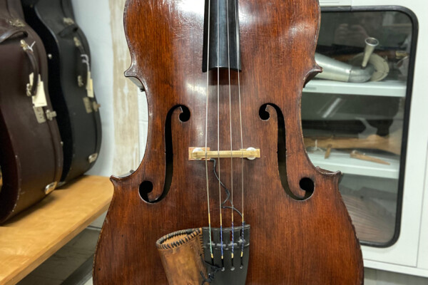 Bass of the Week: Ray Brown’s 7/8 Size Double Bass