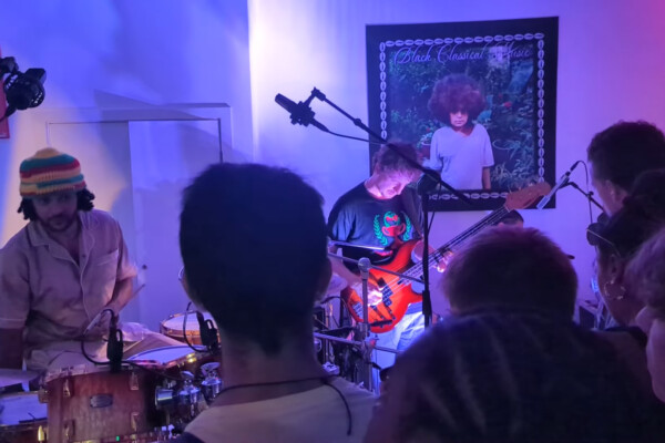 Yussef Dayes: “Tioga Pass” (Featuring Rocco Palladino – Live at Soho Pop-up)