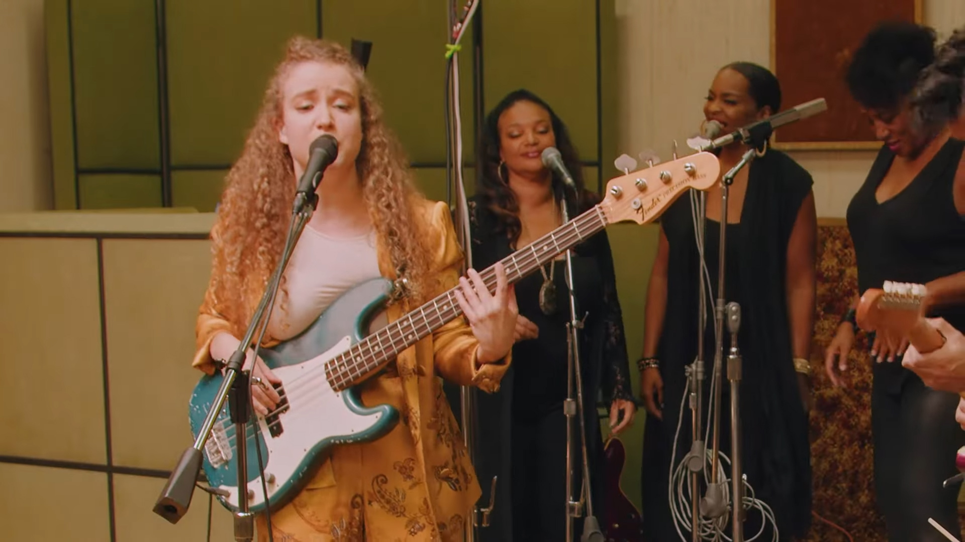 Scary Pockets with Tal Wilkenfeld: Big Yellow Taxi