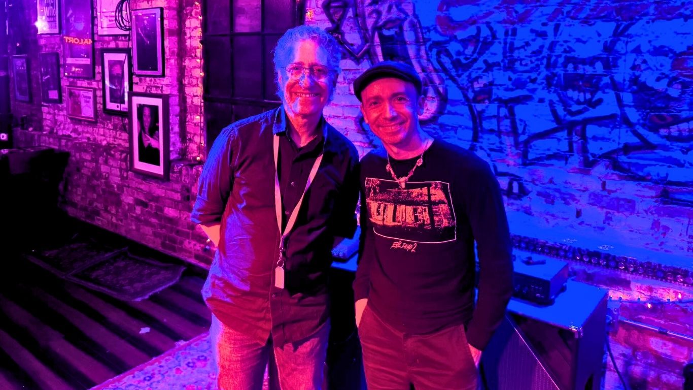 Michael Manring Redefines the Bass in “Enormous Room” Live in Chicago