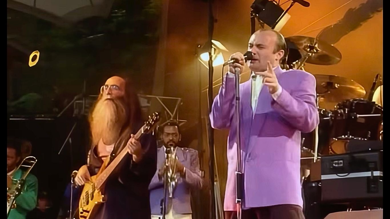 Proof That Taste Wins: Leland Sklar with Phil Collins, Live in 1990
