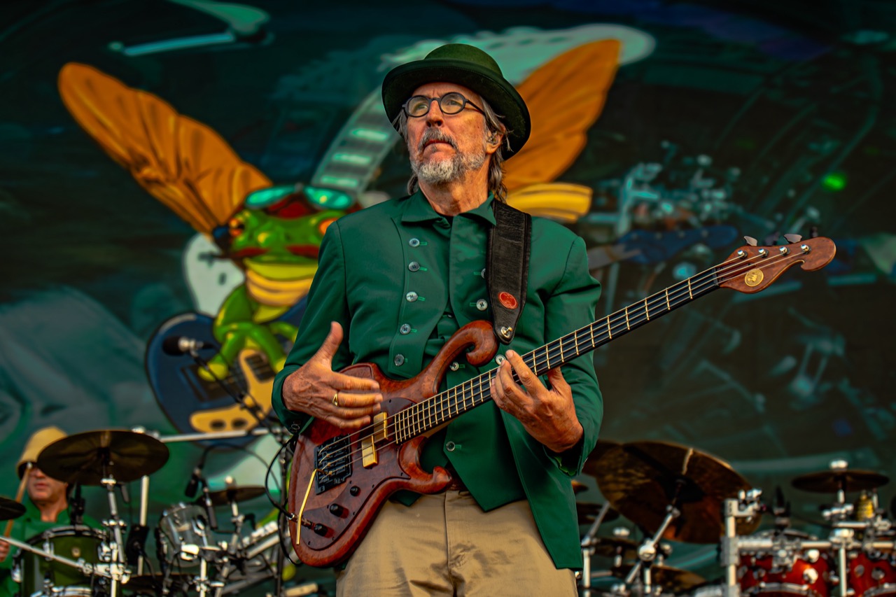Primus Brings Claypool Gold to Chicago’s Salt Shed With Frog Brigade and Sean Lennon