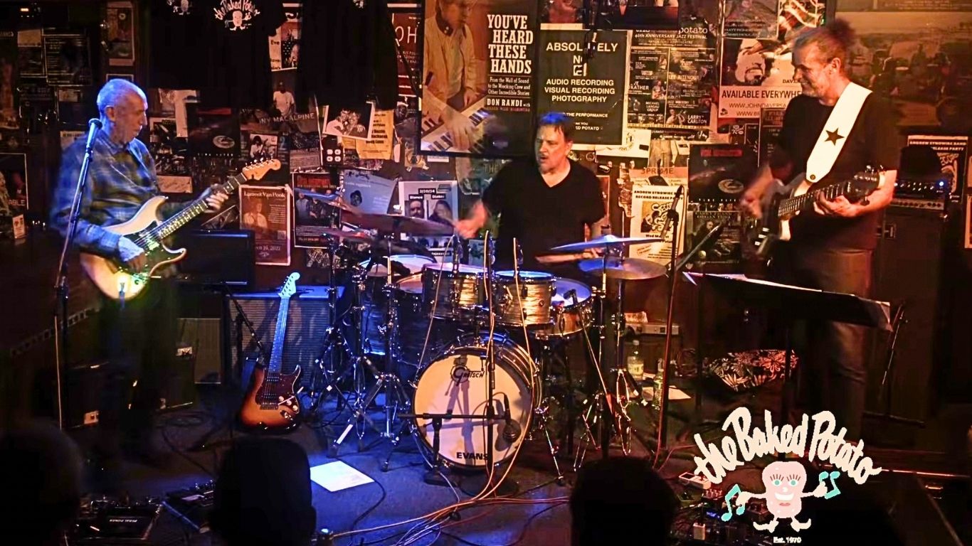 Tim Lefebvre, Michael Landau, and Keith Carlock Go Off on “Rascal Balls”