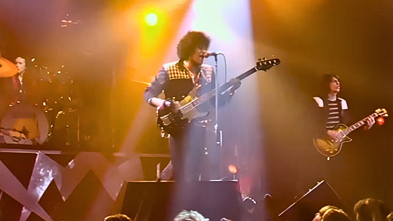 New Thin Lizzy Video Captures Phil Lynott Playing a Roland G33 on “The Boys Are Back in Town”