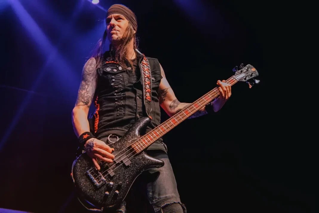 Groove – Episode #140 Rachel Bolan of Skid Row